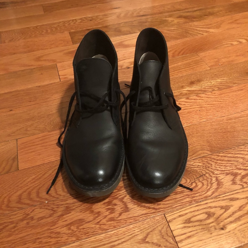 Black Clark’s Desert Boot